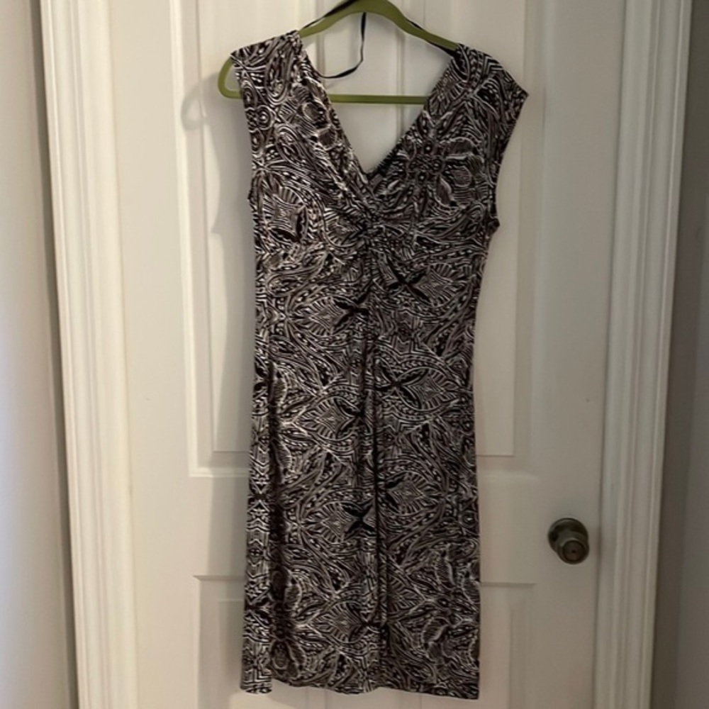 Blu Sage size Large Brown and White patterned dress